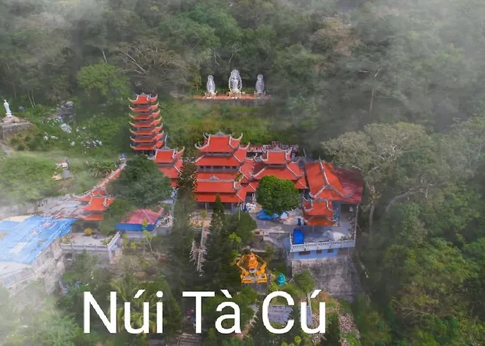 Hoang Nga 1