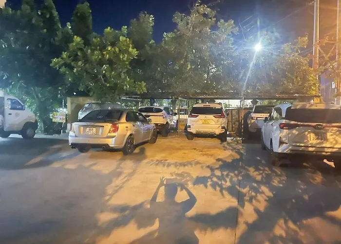 Khách sạn Hoàng Nga 1 *