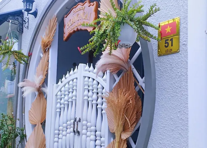 Hoàng Nga 1 Khách sạn *