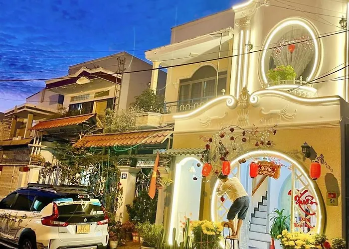 Hoang Nga 1